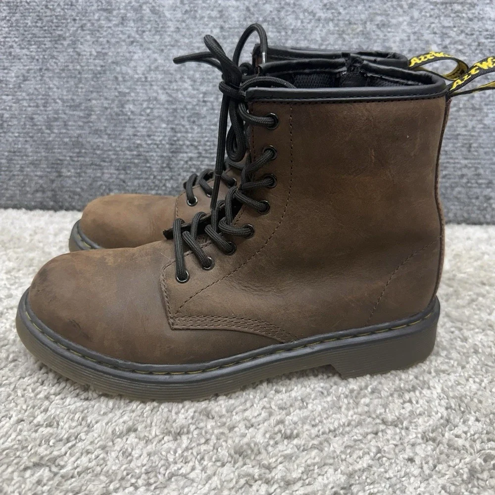 DR Marten Air Wair Delaney AW004 boots shoes size men 4 / women's 5 /‎ Unisex